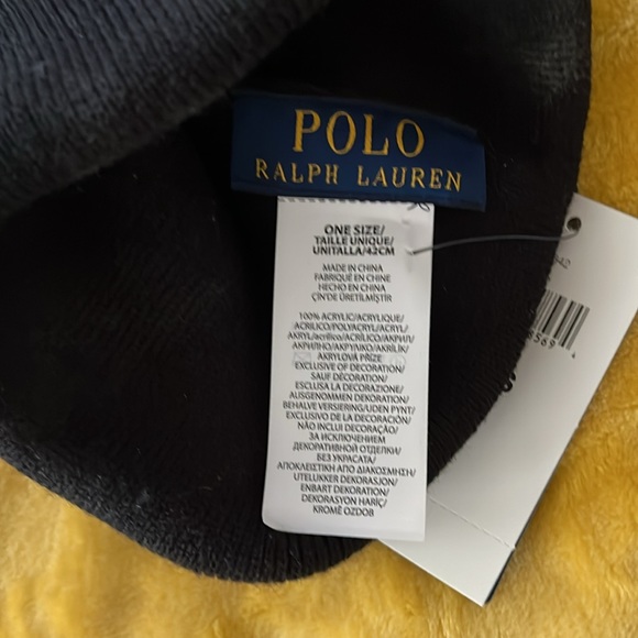 Polo Ralph Lauren Big Pony Beanie - Picture 4 of 4